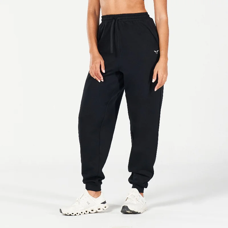 Women's Outfit Fashion Forward, Function First Core Oversized Sweatpants - Black