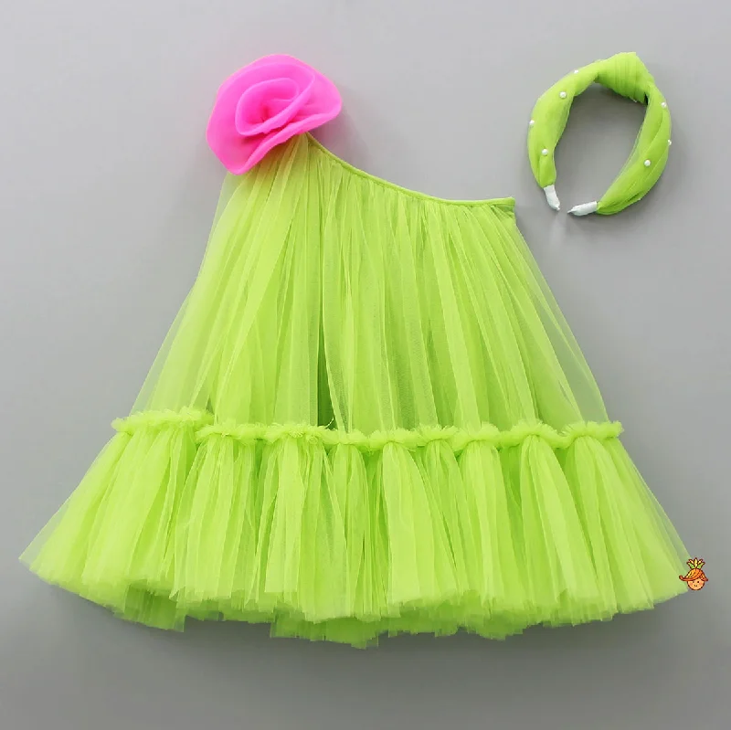 Women's Garments Mega Sale Contrasting Rose Adorned One Shoulder Green Dress With Matching Knot Detail Hair Band