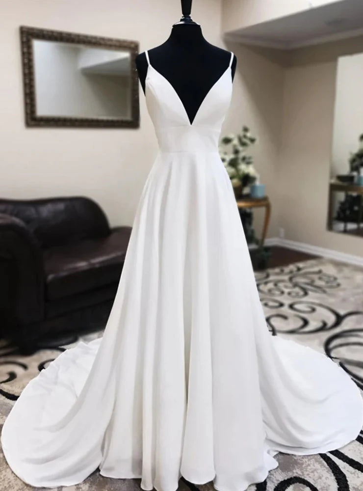 Women's Sporty Chic Clothes Affordable Luxury Fashion White V-neck Lace Backless Wedding Dress