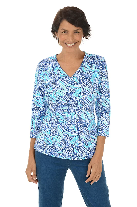 Ride The Style Wave Blue Pineapple Zebra Classic UPF50+ V-Neck Top