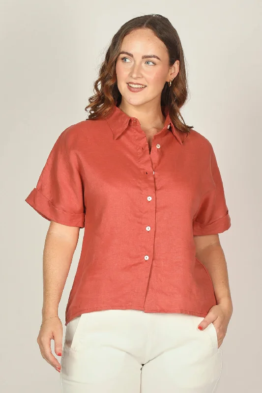 Vintage-Modern Style Offers Carmen Linen Shirt in Desert Rose