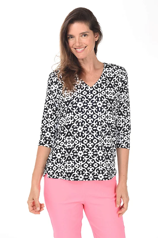 Feminine Luxe Style Sale Heart Damask Classic UPF50+ V-Neck Top