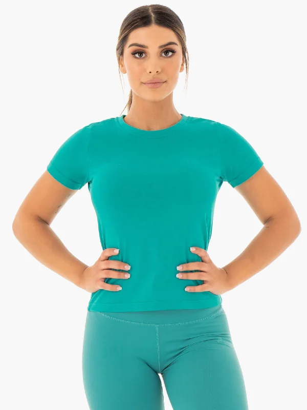 Women's Athleisure Apparel Fashion Sale Motion T-Shirt - Teal