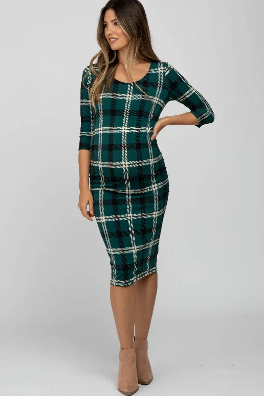 Women's Activewear Outfit Trendy Threads Forest Green Plaid 3/4 Sleeve Ruched Maternity Dress